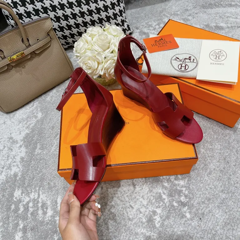 Hermes Shoe 